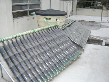 DIY Plastic Bottle Solar Water Heater