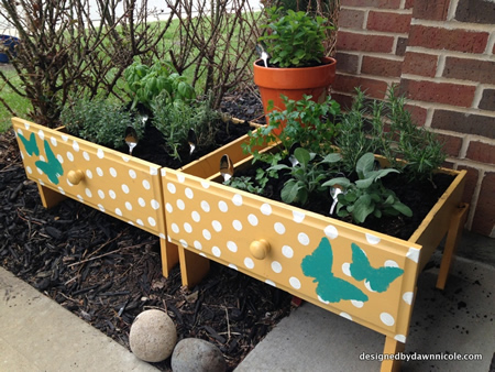 DIY Old Drawer Raised Herb Garden Beds