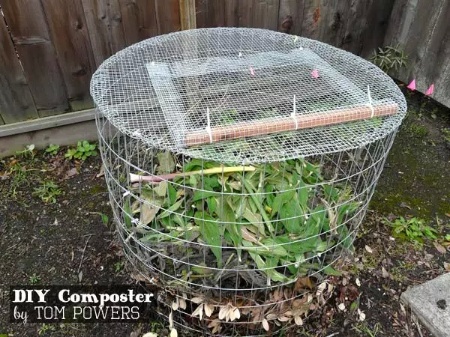 DIY Composter Made From Hardware Cloth