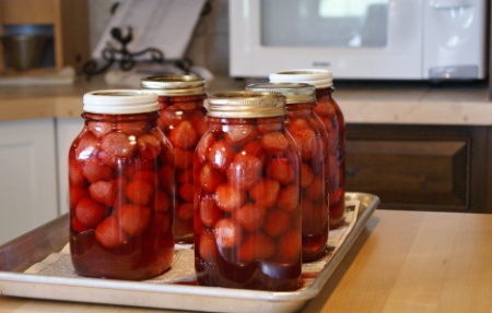 How To Can Strawberries