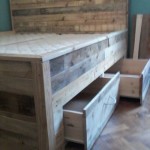 DIY Wood Pallet Bed With Drawers Tutorial