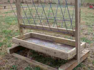 DIY Cattle Panel Hay Feeder