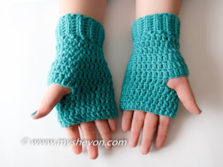 DIY Easy Fingerless Gloves