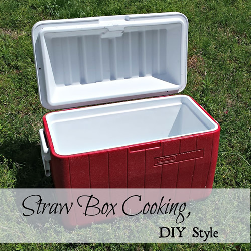DIY Straw Box Cooker