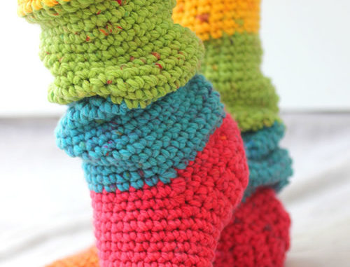 DIY Slouchy Slipper Socks