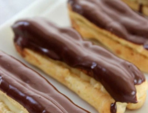 Homemade Chocolate Eclairs Recipe