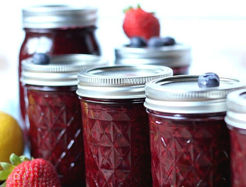 Homemade Mixed Berry Jam Recipe