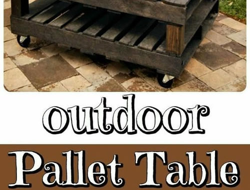 DIY Wood Pallet Outdoor Table