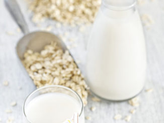 Homemade Oat Milk Recipe