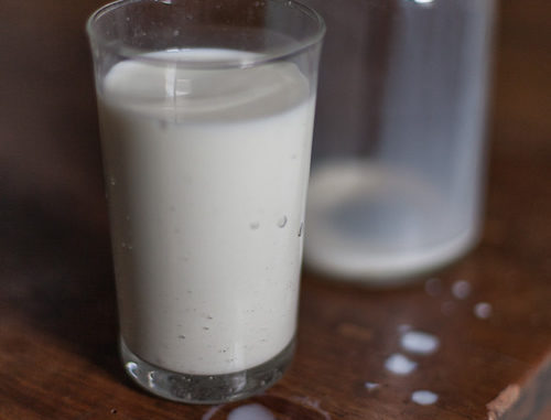 How To Freeze Milk